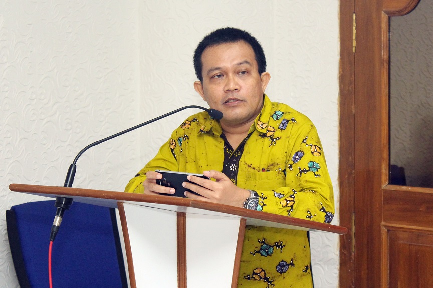 Dr. Rusydi Umar, Professor, Universitas Ahmad Dahlan