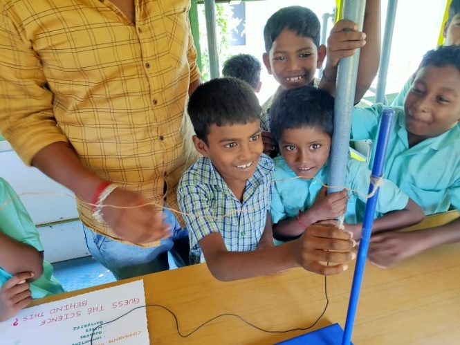 school on wheels